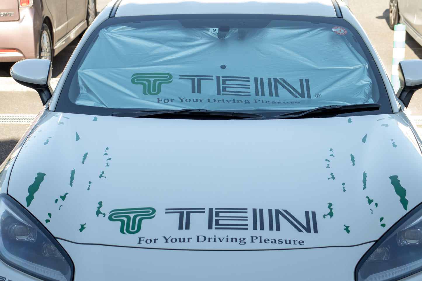 TEIN Car Windshield Sunshade Umbrella